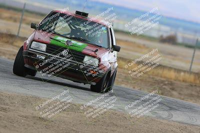 media/Sep-30-2023-24 Hours of Lemons (Sat) [[2c7df1e0b8]]/Track Photos/10am (Star Mazda)/